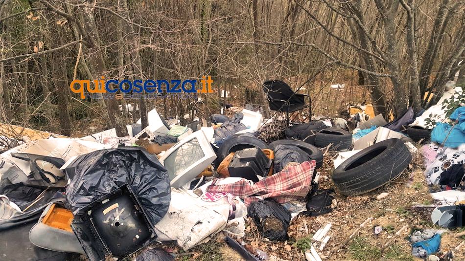 Discarica abusiva Rende home