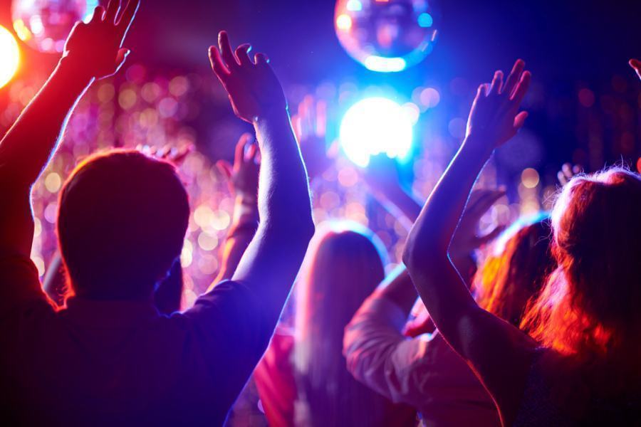 Riaprire le discoteche in sicurezza, Silb Fipe "mascherine sempre e sanzioni pesanti" 68 Discoteca2 1