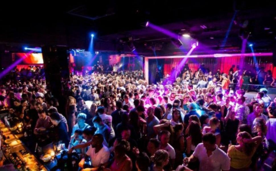 Zero contagi in discoteca con 2.700 persone. Ok a riapertura a luglio con green pass 71 Discoteche 3