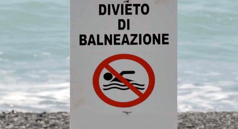Divieto di Balneazione 3