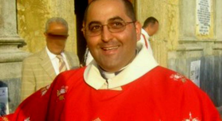Prostituzione minorile in Calabria, condannato parroco 51 Don Felice La Rosa 735x400 1