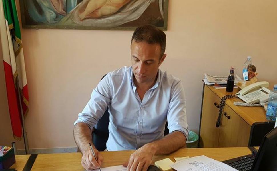 Lago, sindaco Scanga: "non esiste nessun focolaio Covid" 51 ENZO SCANGA sindaco Lago