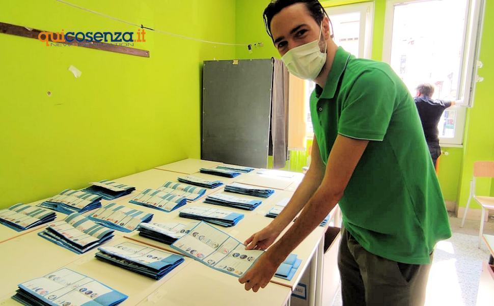 Comunali Cosenza 2021, tutti i voti degli 8 candidati e quelli delle liste 51 Elezioni Cosenza Scrutinio2