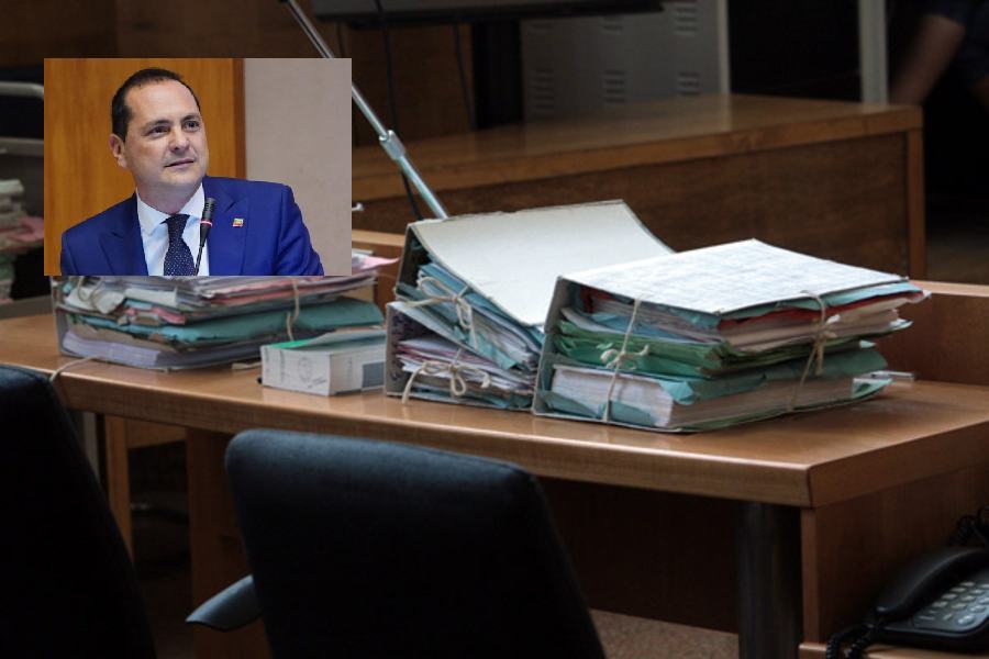 FALDONI TRIBUNALE SENATORE SICLARI