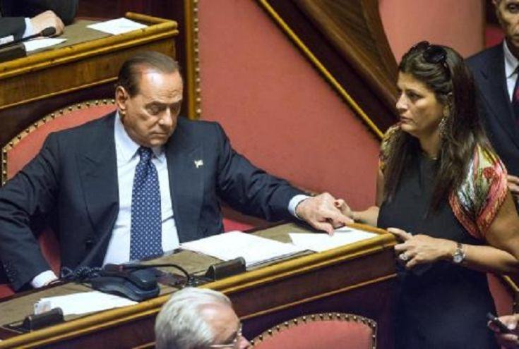 FRANCESCA PASCALE CERCHIO MAGICO JOLE SANTELLI BERLUSCONI 1