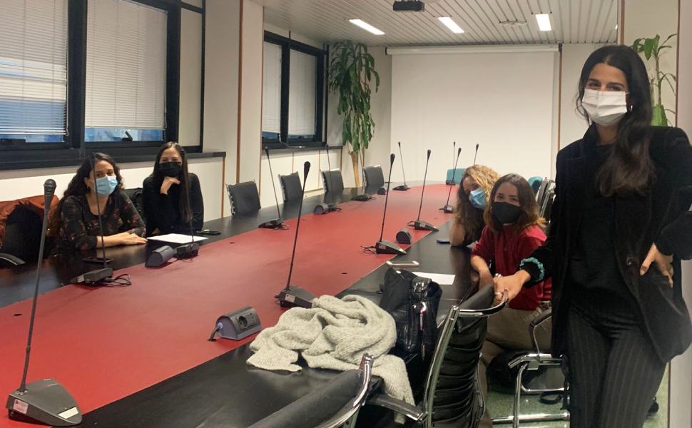 Fem in incontro unical