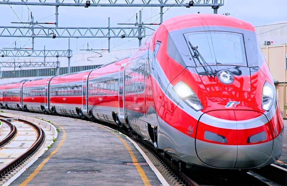 Nuovo Frecciarossa notturno da Milano a Reggio Calabria. Fermerà a Paola 51 Ferricarossa