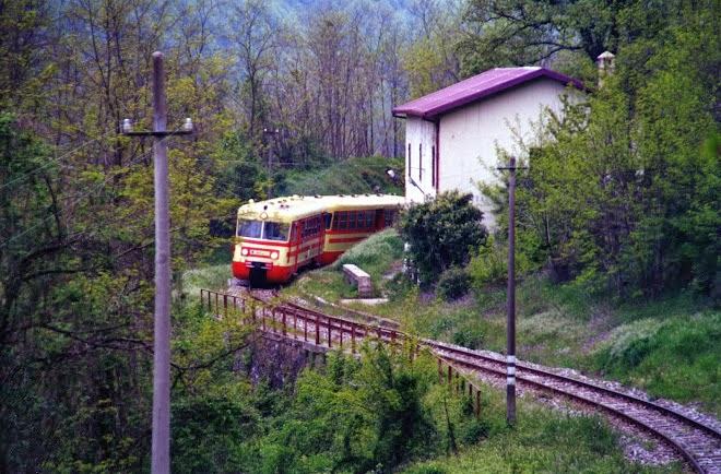 Nuova vita per la vecchia linea ferroviaria Cosenza-Catanzaro? Lunedì conferenza stampa di Oliverio 197 Ferrovie Calabria