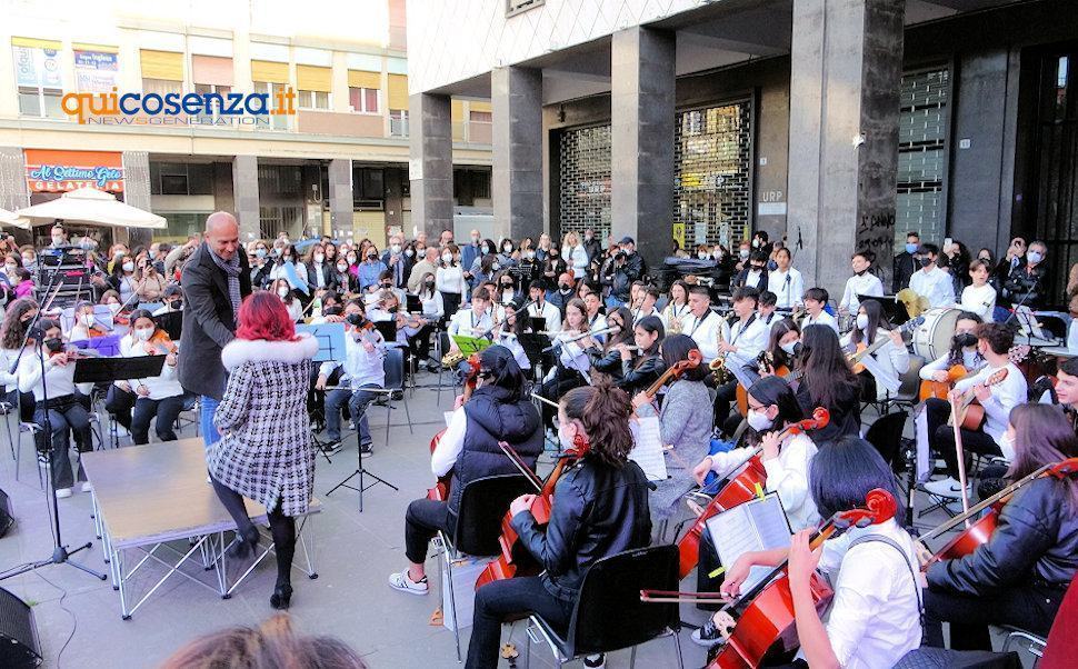 Ufficialmente aperta la Fiera di San Giuseppe 2022. "Cosenza riparte dalle sue tradizioni" 1 Fiera Cosenza3