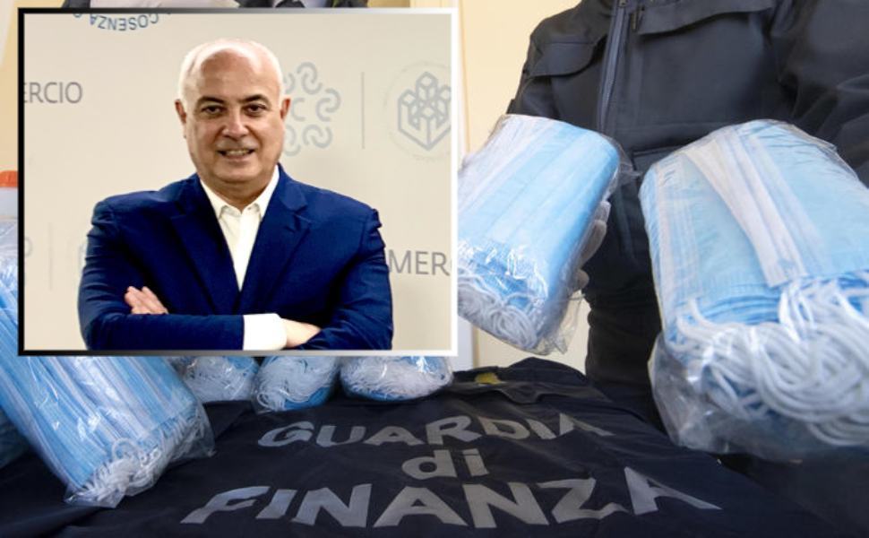 Cosenza: in beneficienza le mascherine sequestrate durante la pandemia 51 Finanza mascherine klaus algieri