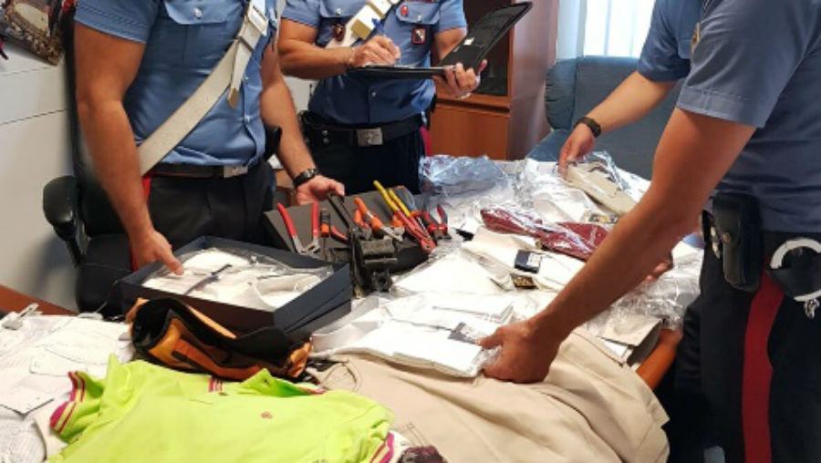 Foto 1 Carabinieri Rende Arresto per furto in concorso del 21