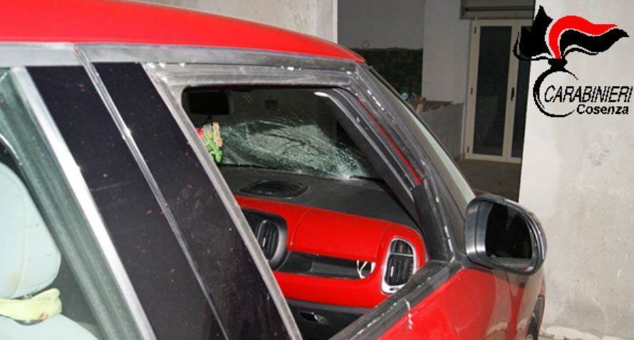 Foto auto danneggiata