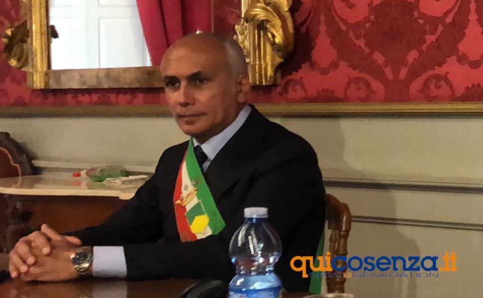Nuovi Orizzonti Cosenza a Caruso:"prima annuncia di andare in Procura poi si ritira" 51 Franz Caruso sindaco Cosenza 1