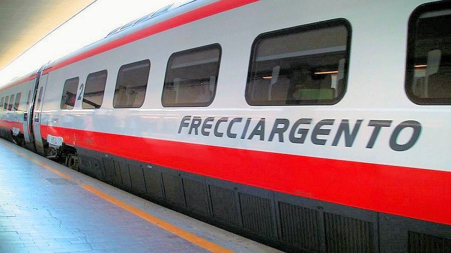 Frecciargento, anche il presidente della provincia di Cosenza chiede la fermata a Torano 53 Frecciargento1 1
