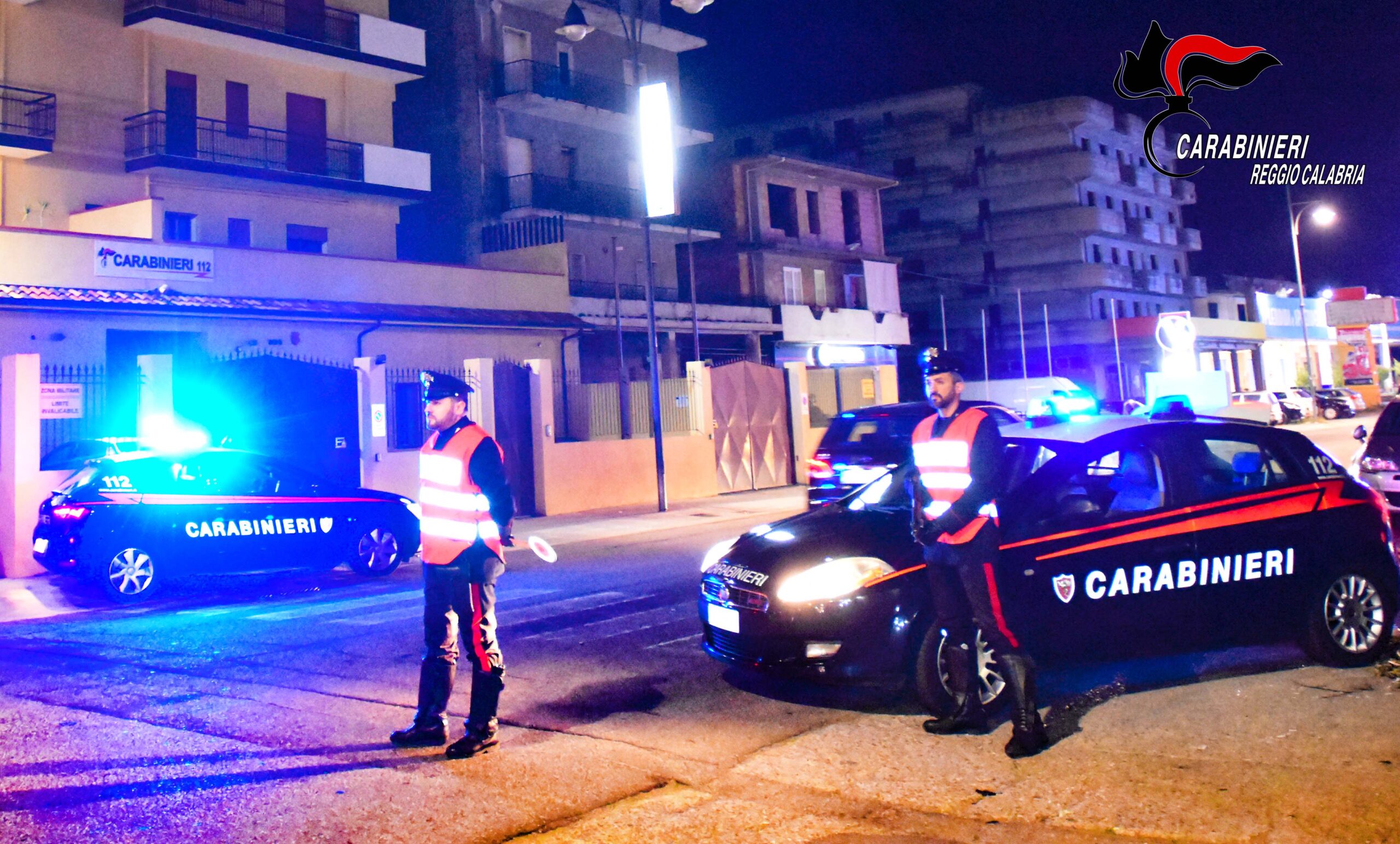GIOIA TAURO.FURTO DI UN AUTOCARRO E 2 MACCHINE ESCAVATRICI 3 SOGGETTI ARRESTATI DAI CARABINIERI PER RICETTAZIONE E RESISTENZA A PUBBLICO UFFICIALE scaled