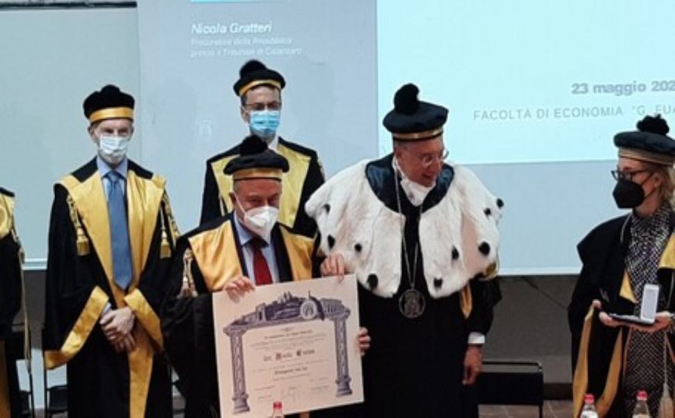 A Gratteri dottorato honoris causa Univpm Management and Law 51 GRATTERI 2 1