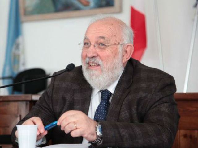 L'Unical, il Comune di Rende e Rende Calcio firmano per realizzare una cittadella dello sport 62 Gino Mirocle Crisci