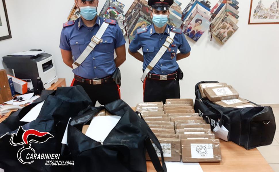 Gioia Tauro un maxi carico di cocaina.