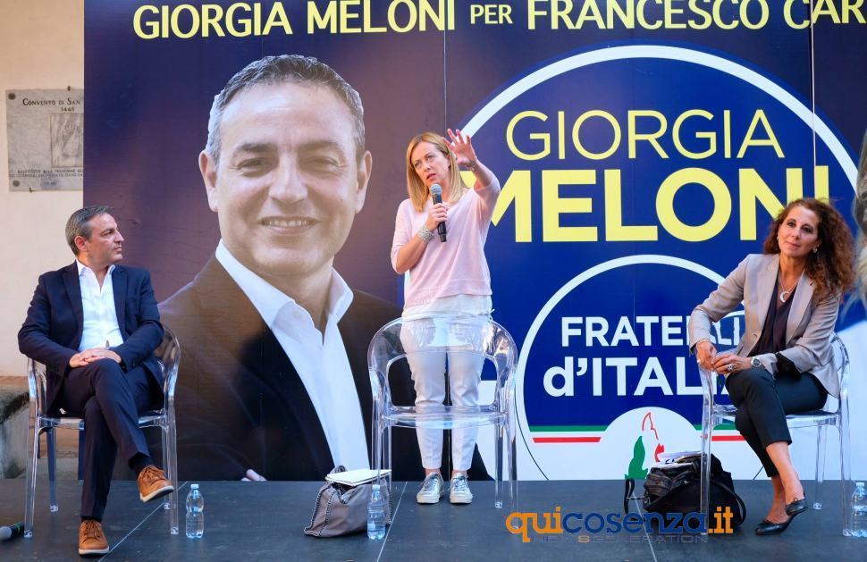 Giorgia Meloni Cosenza02