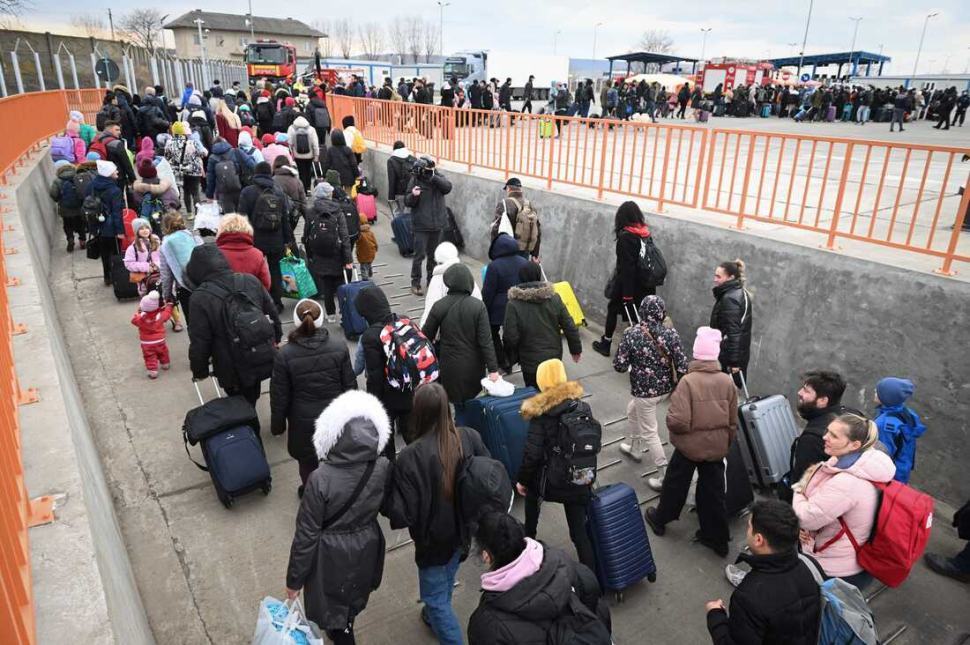 6.608 gli ucraini arrivati in Italia. Macron sente Putin "il peggio deve ancora venire" 68 Giuerra