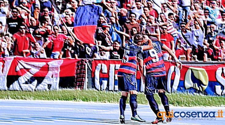 Goal Cosenza esultanza artistica