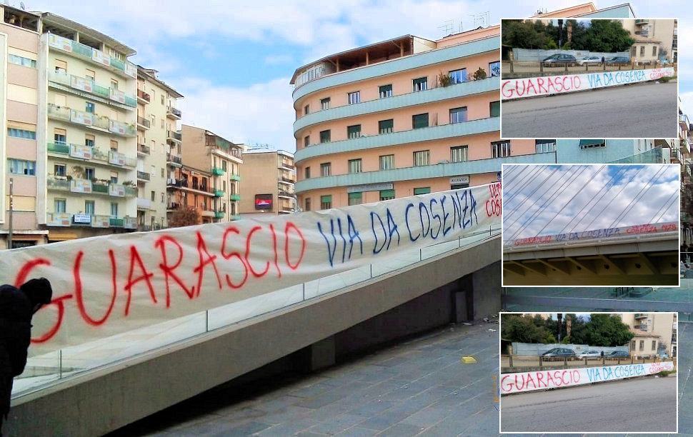 "Guarascio via da Cosenza". Striscioni contro il presidente appesi in tutta la città 58 Guaracio via da Cosenza ok