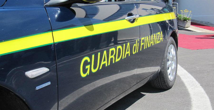 Contrabbando di carburanti, imprenditore denunciato per un'evasione fiscale da 11 milioni 51 Guardia Finanza 22