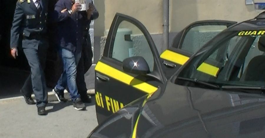 Guardia Finanza arresto 2