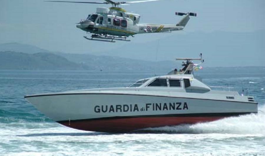 Guardia Finanza mare 1