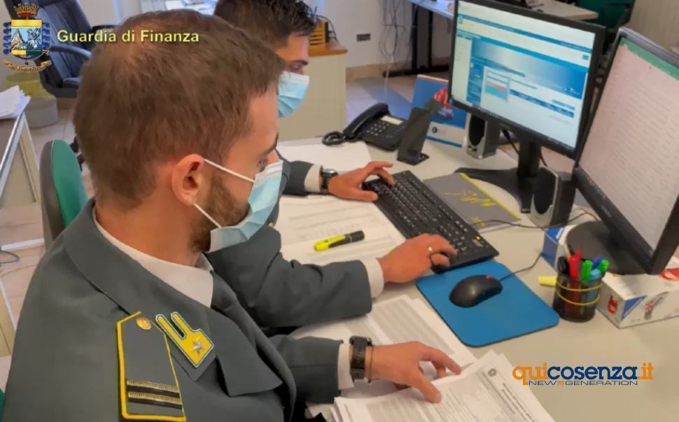Reddito di cittadinanza: nuova maxi-truffa da 20 milioni di euro. In 9mila denunciati 77 Guardia di Finanza 130