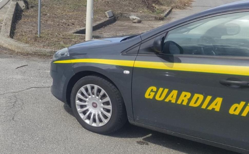 Guardia di finanza controlli 02