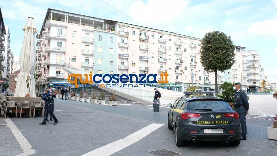 Guardia di finanza piazza bilotti cosenza