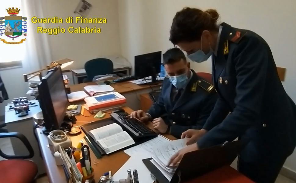 Guardia finanza Reggio Calabria 2