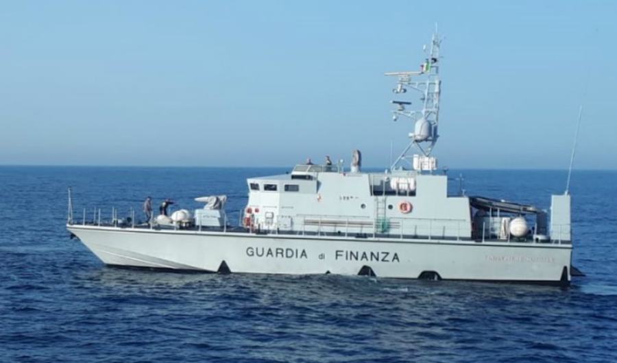 Guardia finanza mare
