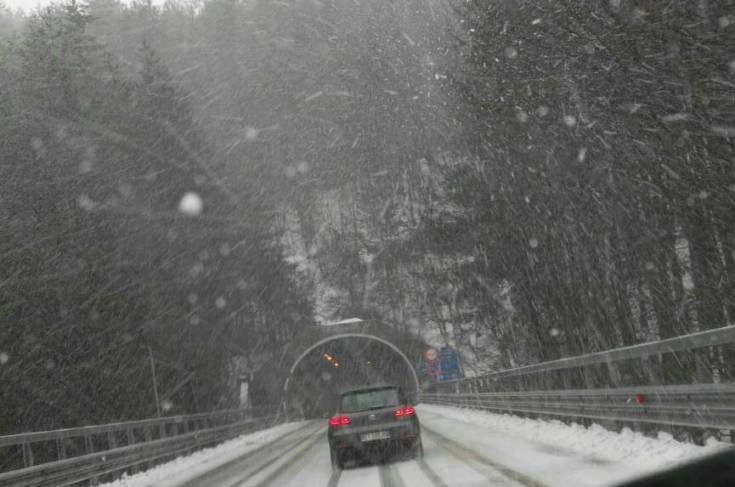 FOTONOTIZIA - Fiocchi di neve sulla Sila in provincia di Cosenza 71 IMG 20170307 WA0000