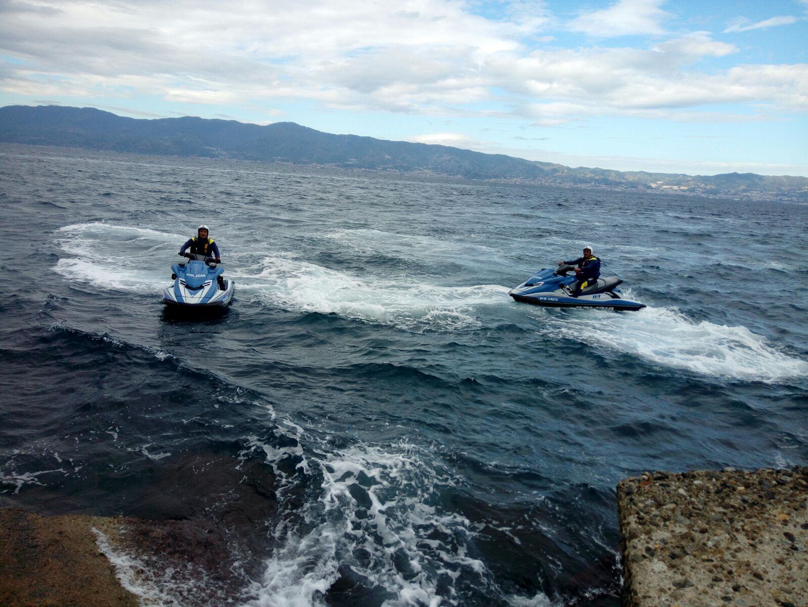 Controlli di Polizia anche in mare, sigilli per le barche senza assicurazione 51 IMG 20180726 WA0001