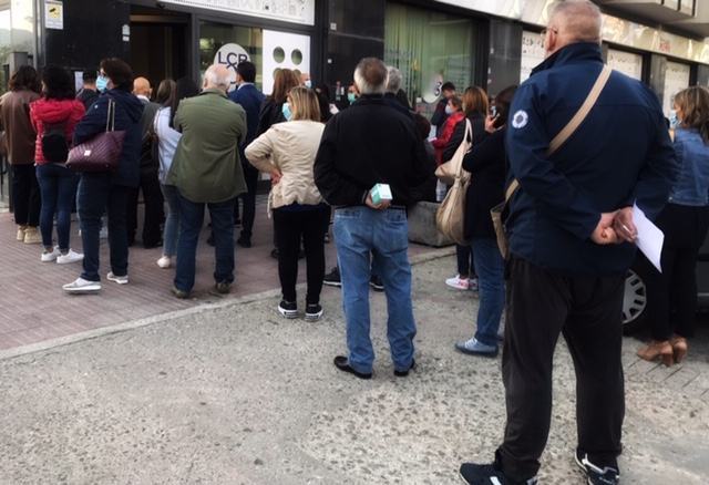 Cosenza: lunghe file davanti i laboratori analisi, Regione taglia budget per gli esenti 51 IMG 1151
