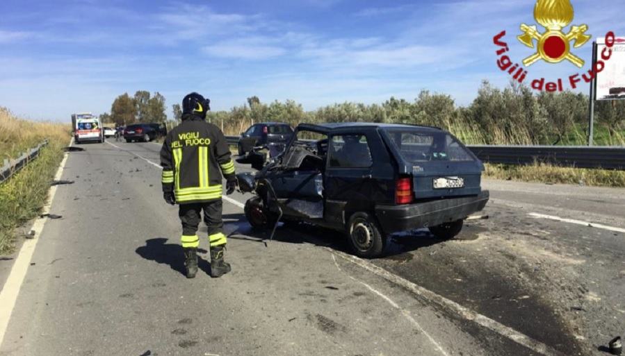 INCIDENTE CROTONE 106