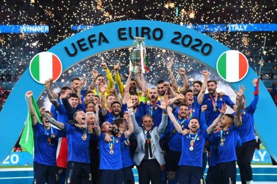 ITALIA campione Europa