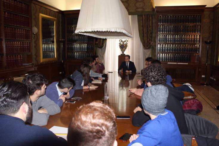 Immagine2 incontro Consulta