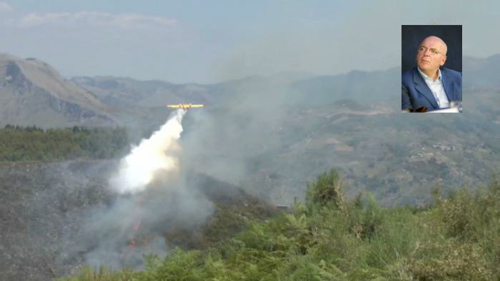 Incendi, Oliverio preannuncia che chiederà lo stato di emergenza al Governo nazionale 51 Incendi Oliverio