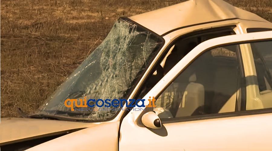 Incidente in provincia di Cosenza, 23enne gravemente ferita 53 Incidenre Corigliano