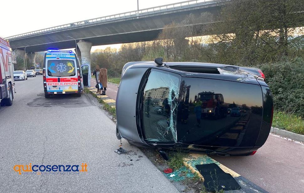 Incidente Cosenza Viale Magna Grecia 1