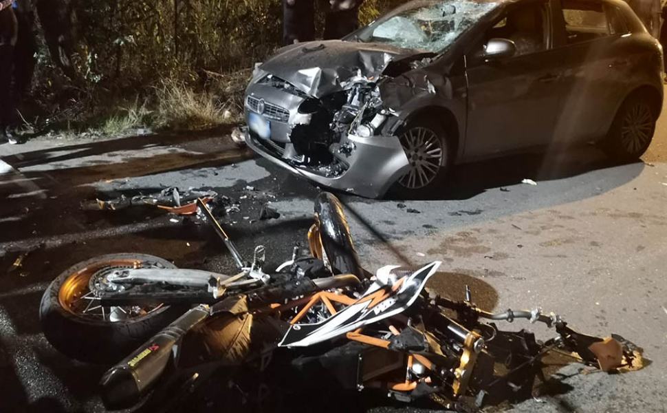 Tragico incidente stradale auto-moto, 25enne perde la vita 51 Incidente GIoia Tauro 25enne centauro deceduto