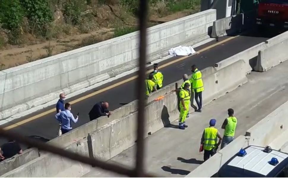 Incidente operaio travolto auto A2 02