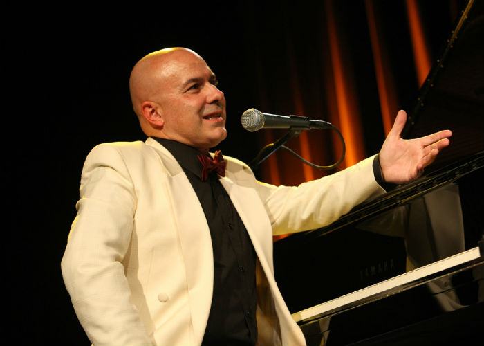 Musica, spettacolo e grandi ospiti domani a 'Corigliano In... Canto' 80 Larry_Franco_jazz