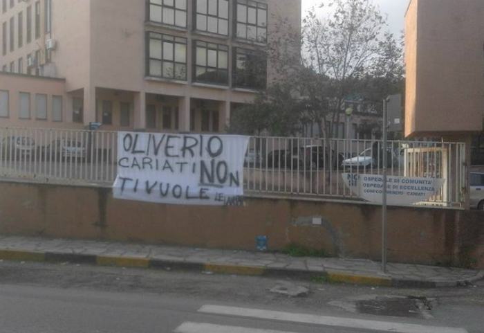 Cariati si prepara ad "accogliere" Oliverio, cariatesi: "Viene solo per raccogliere voti, no alle passerelle" 55 Le lampare3