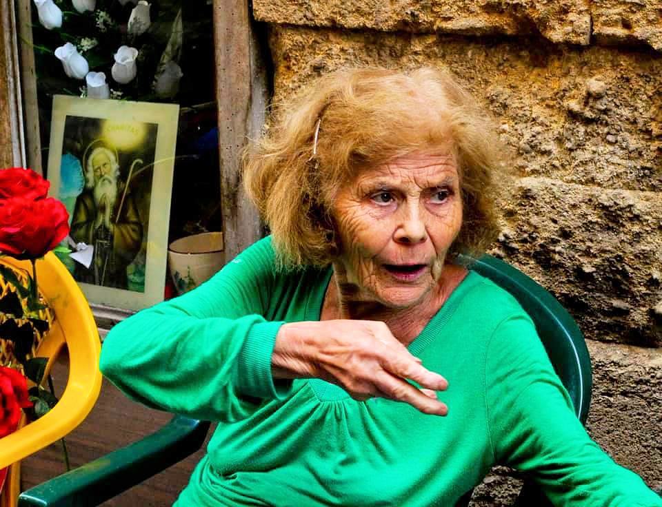 Scompare Lidia, la storica fioraia di Cosenza. Il cordoglio del sindaco Occhiuto 68 Lidia fioraia