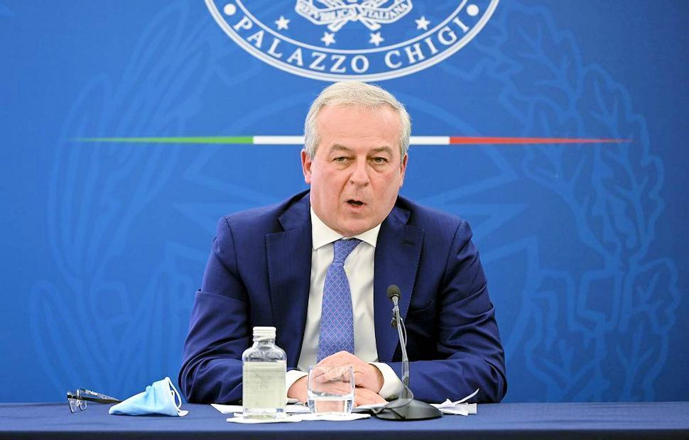 Locatelli (CST) "la curva rallenta. E con le terze dosi gli ospedali non collassano" 68 Locatelli