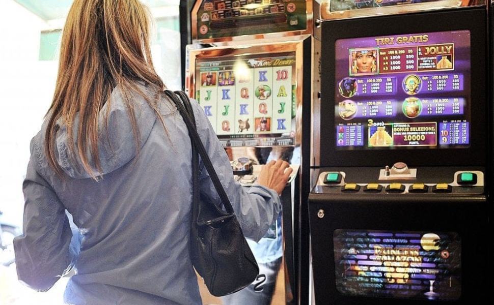 Ludopatia gioco azzardo slot machines